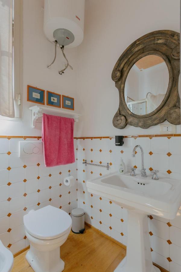 Beb Balena Bed and Breakfast Viareggio Eksteriør billede